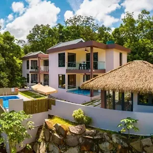 Апартаменты Riverside Retreat
